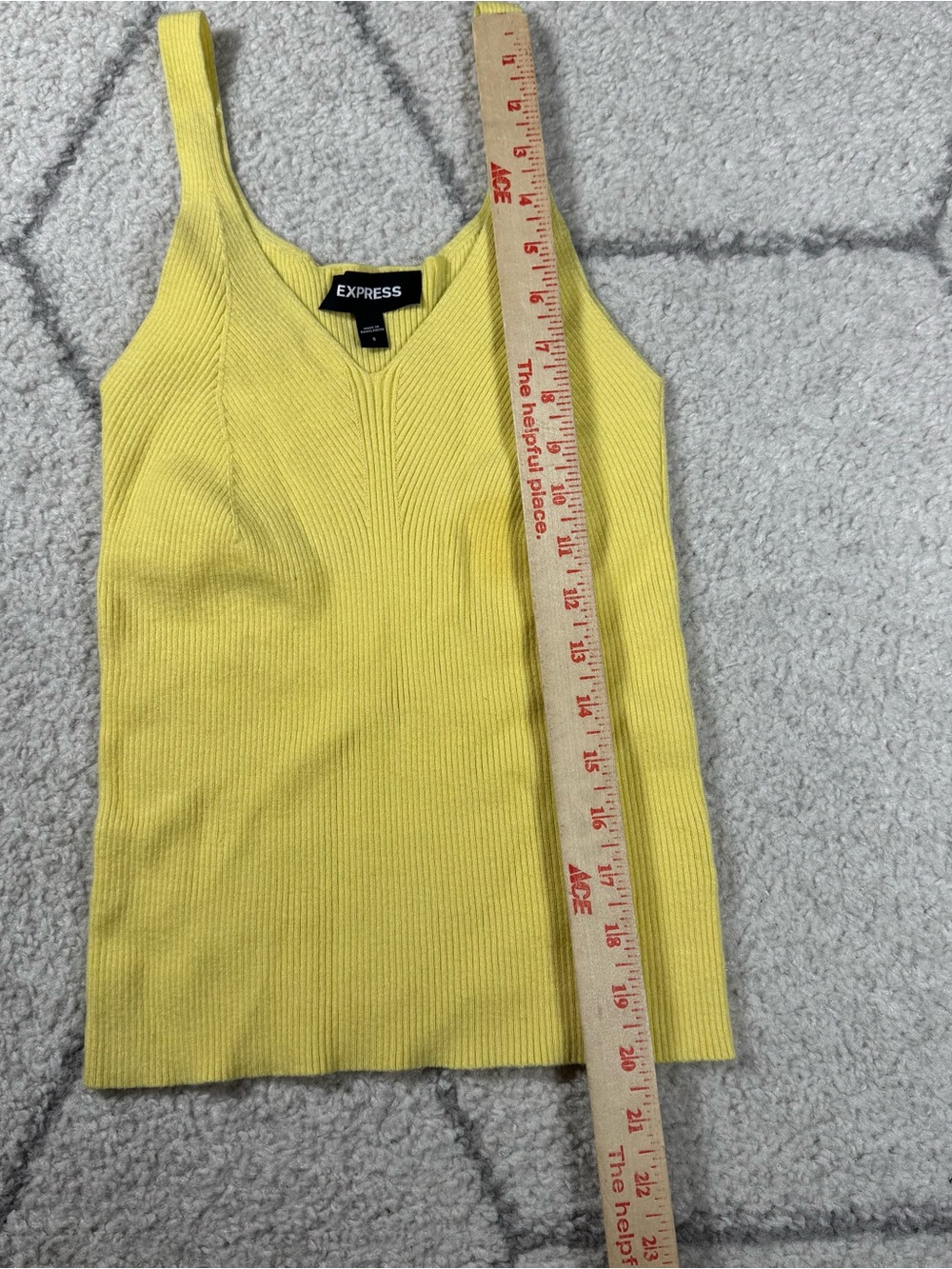 Express Women's Yellow Ribbed Tank Top - Picture 4 of 4